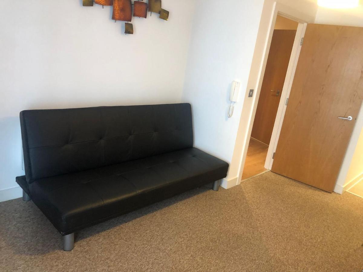 Lovely Serviced Apartment 2Min 2 City Center Manchester Exterior photo
